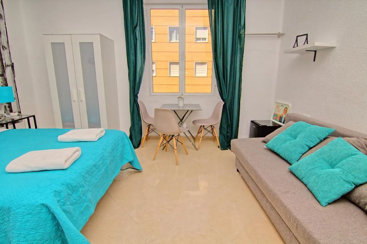 Homestay Low Cost Room Mercado Malaga Spain