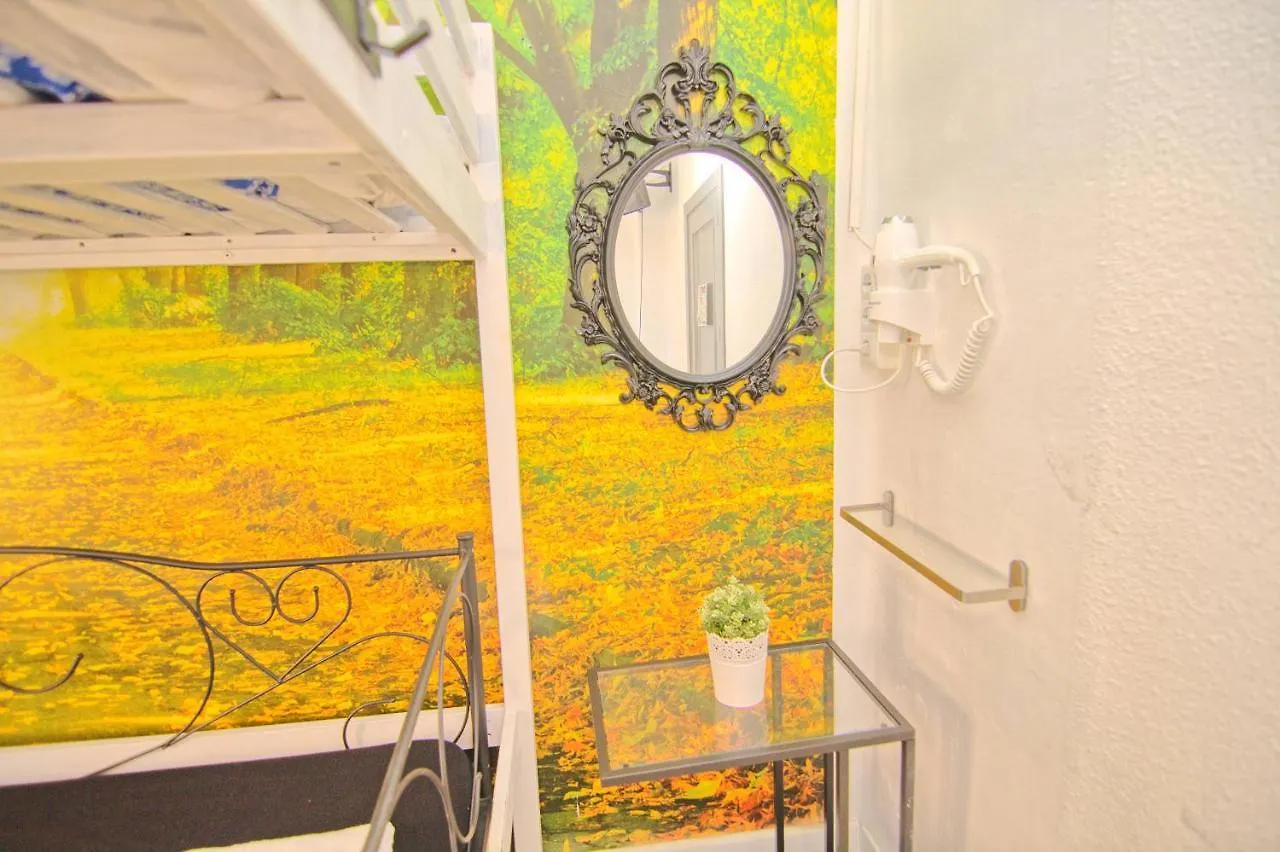 Low Cost Room Mercado Malaga Homestay
